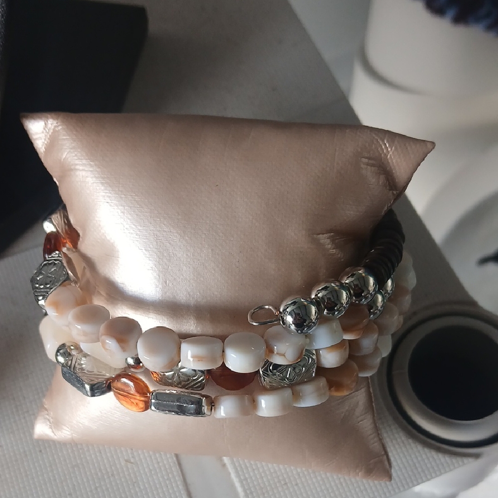 Elegant Silver and Cream Beaded Bracelet